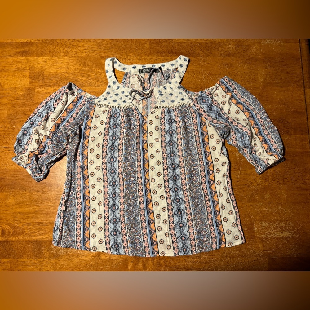 Cure Women’s boho blouse top open shoulder cut out